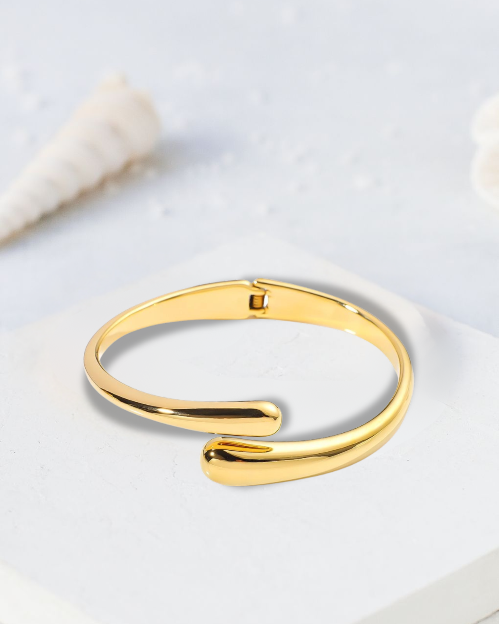 Golden Fluid Curve Open Bangle Bracelet