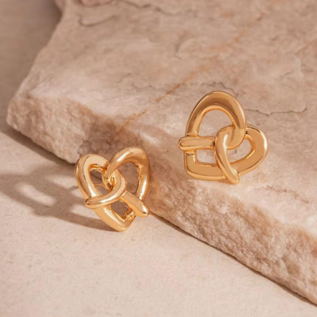 Charming Intertwined Heart Stud Earrings
