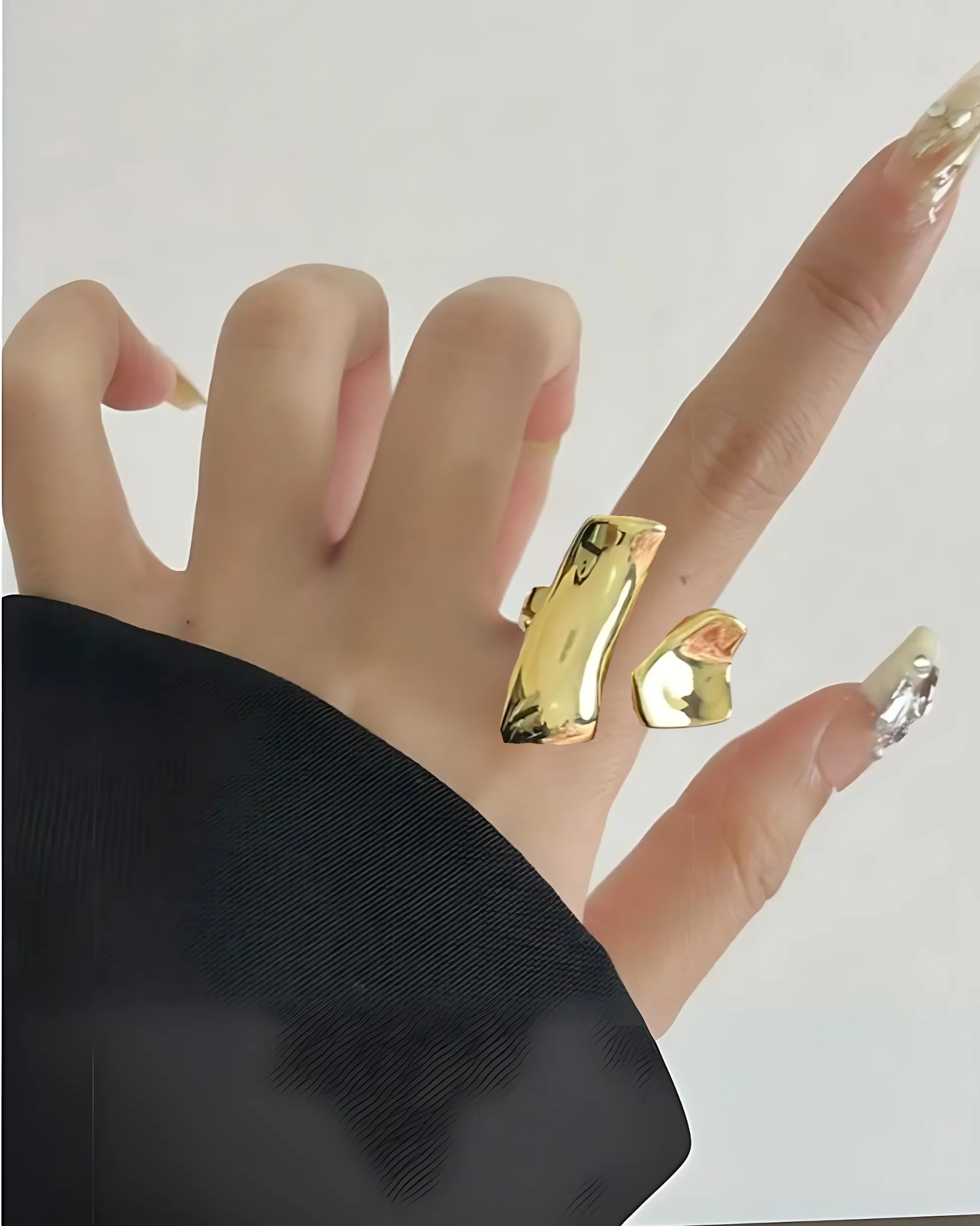 Golden Open-Ended Abstract Ring