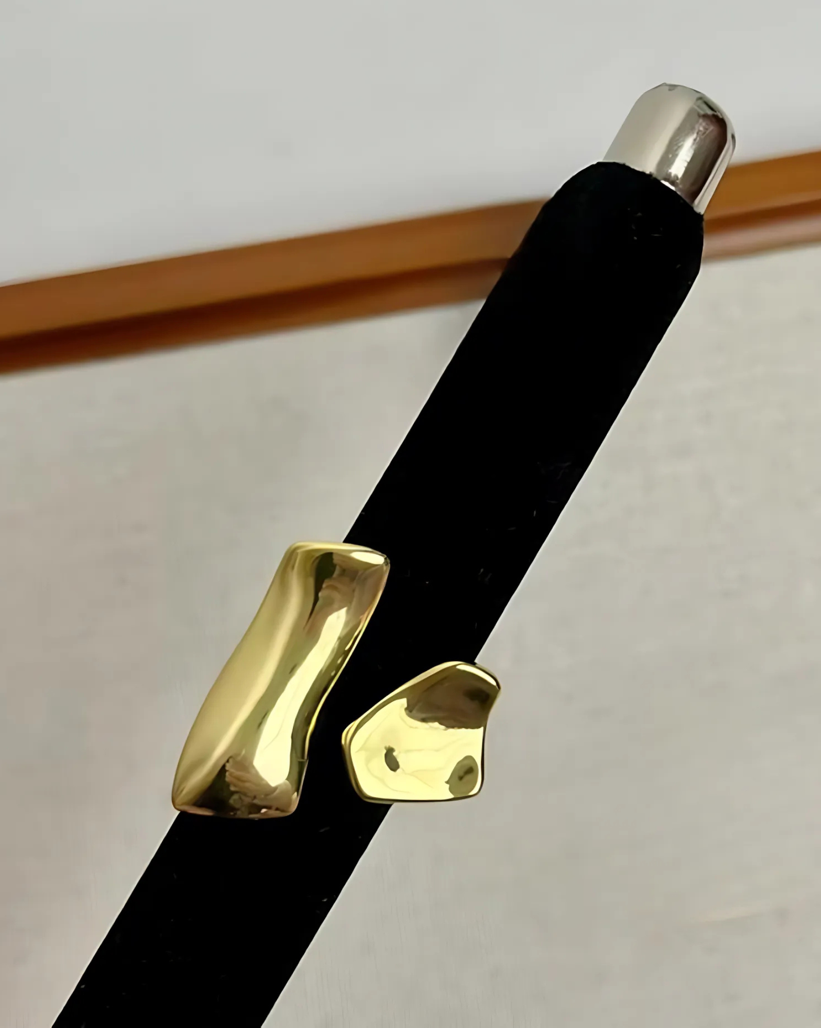 Golden Open-Ended Abstract Ring