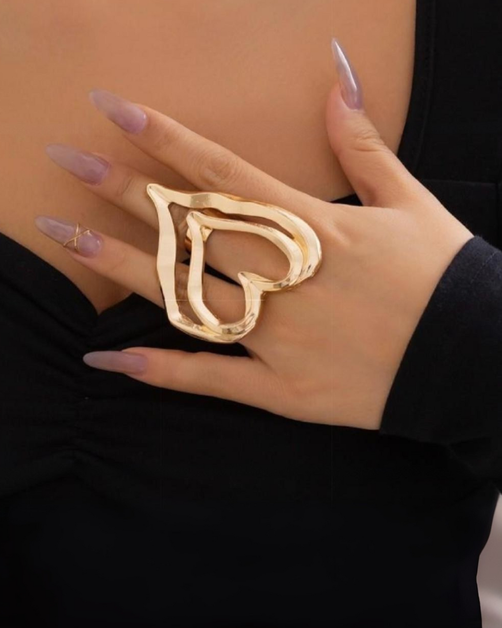 Golden Heart Outline Statement Ring