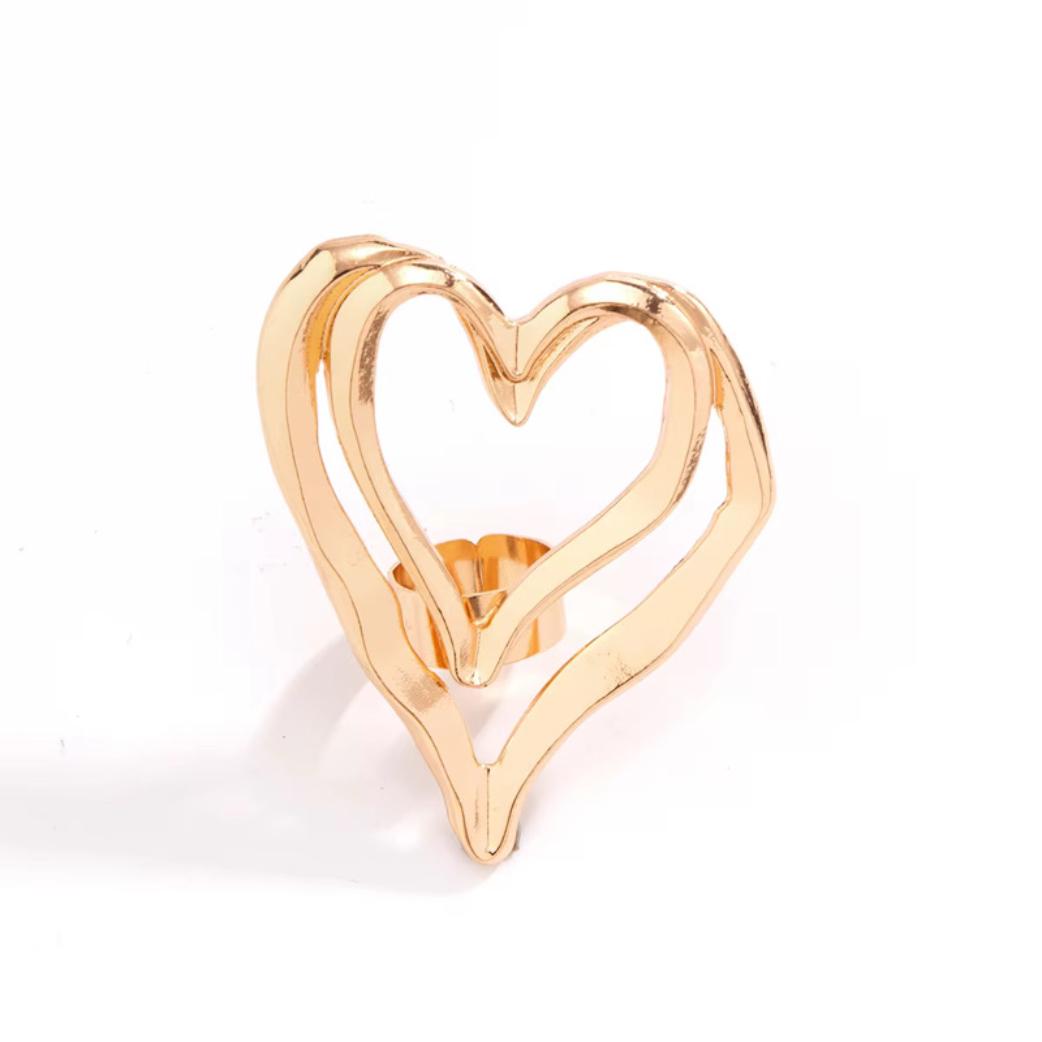 Golden Heart Outline Statement Ring